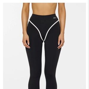 Women's Black and White Trim Leggings